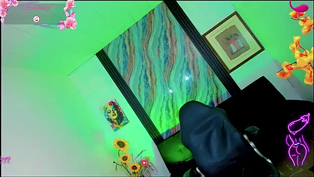 katha_Crawford webcam
