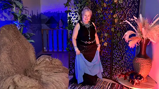 LilaMaharani live webcam