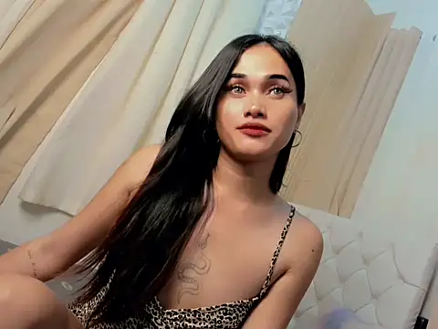 twerkitlike_twinkle webcam