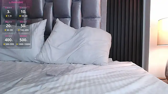 Zahra_milks live cam on StripChat