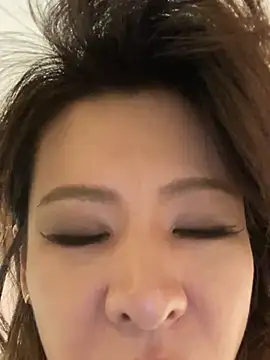 Sunflower-77 Live Webcam on Stripchat