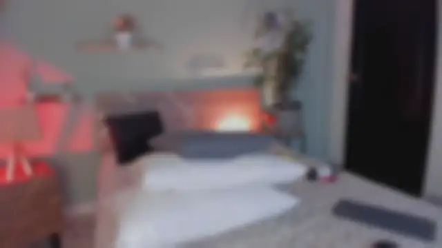YariRose webcam