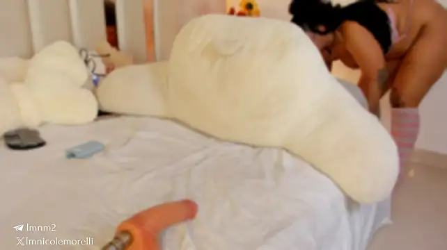 nicolemorelli2 (F young) - MACHINE IS READY FOR FUN