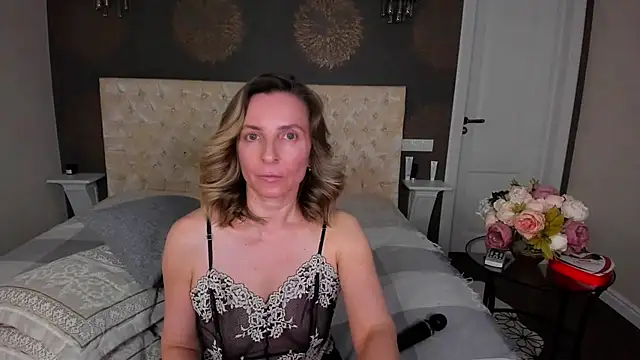 AllisonWilliams live webcam