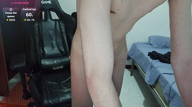 gabrielNovin17cm webcam