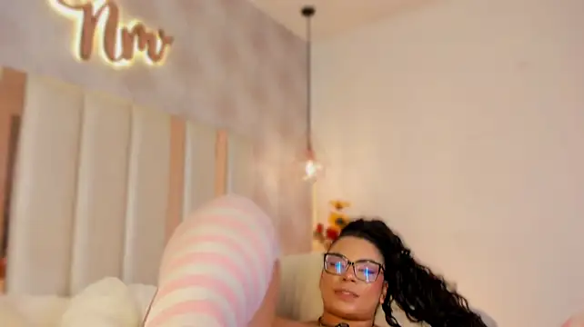 nicolemorelli2 (F young) - MACHINE IS READY FOR FUN