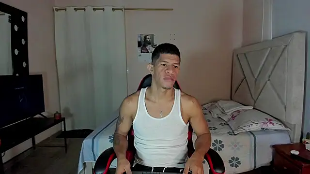 Toptony22 webcam