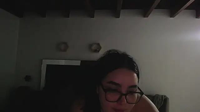 ivygrace_ (Ask my age) - Spanking him x5