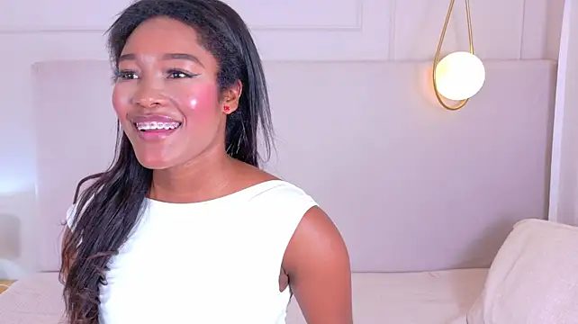 JosselynBrown live cam on StripChat