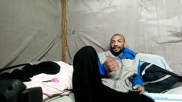 Camodick live sex cam