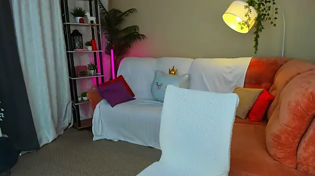 AlluringLookk webcam