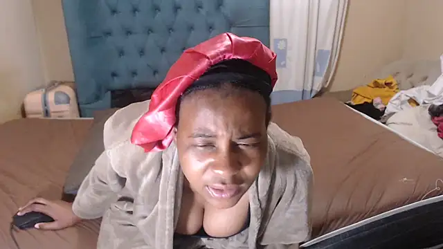 EbonyEssence webcam
