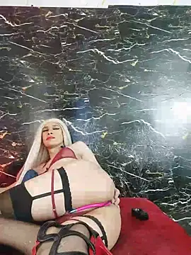 crislingery_dolli live sex cam