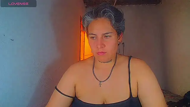 Yessi_rousse webcam