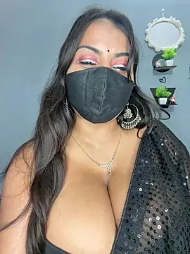 hot8178 (F young) - Boobs suck with chocolate syrup