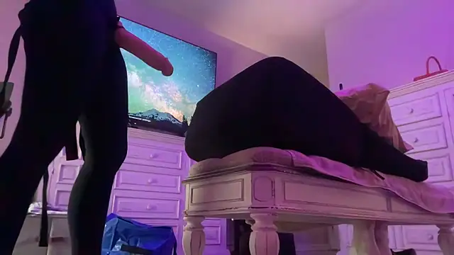 TubeSteakandTitties webcam