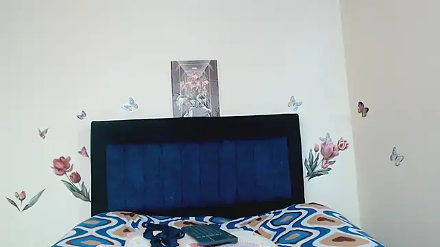 ANDRYXS100 live cam on StripChat