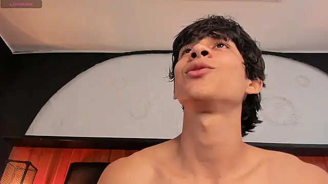 cheys_mast (M twink) - Make me cum