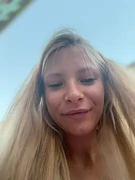 anastasiaaniess (F young) - :heart: Gooooood eveniiing Annie:heart: