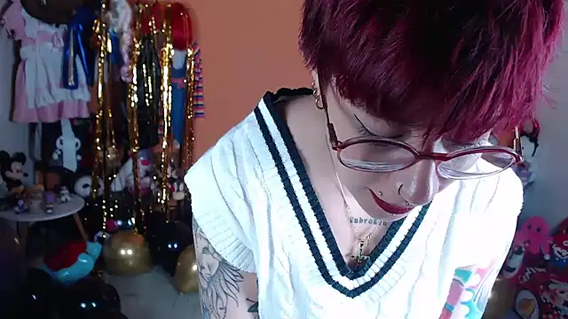 MissMiia2 live cam on StripChat