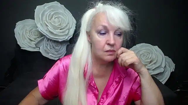 BlondyLeeBest live cam on StripChat