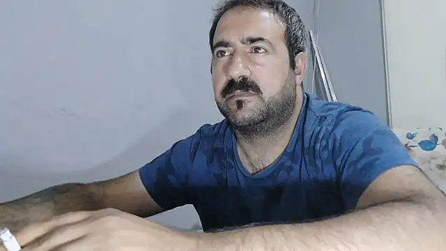 -Hunter_Blaze- Momentaufnahme des Live-Raums auf Stripchat