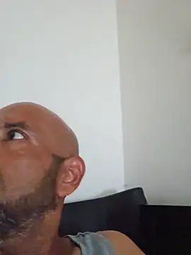 hard2cum21 live cam on StripChat