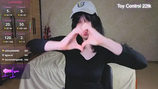 JulisSweet live cam on StripChat