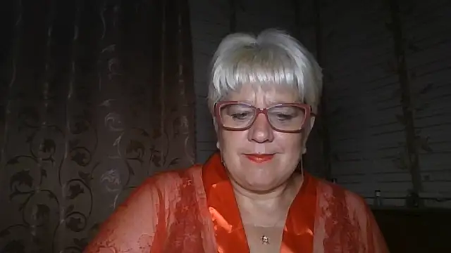 LizaRain777 live cam on StripChat