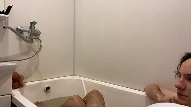 EseniaCouple_ live sex cam