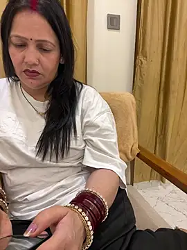 Anshika_Arya live sex cam