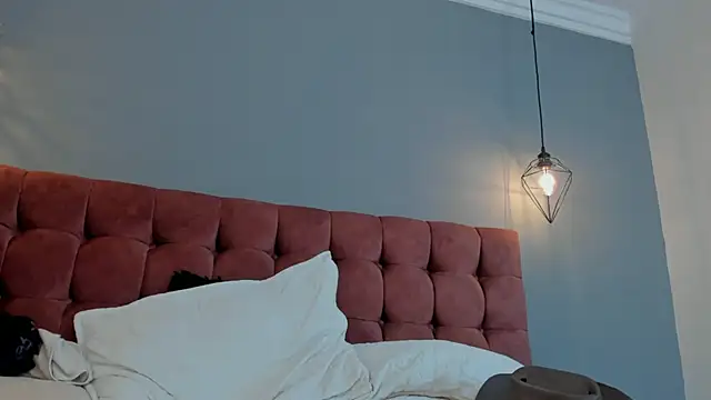 lois_stone (M twink) - masturbate and moan