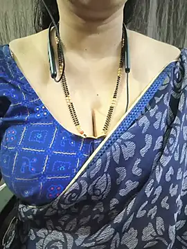 bhuvana_555 (F milf) - BooBS ON WATER
