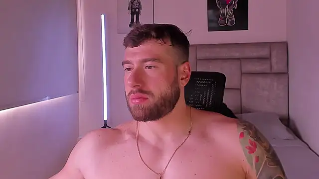 paul_rogerr webcam