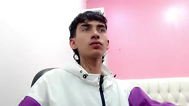 ttimy_x_boy webcam