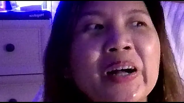 urgrl_portia webcam