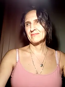 Alene_Lorrie live cam on StripChat