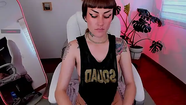 Kim_Jeins666_ live cam on StripChat