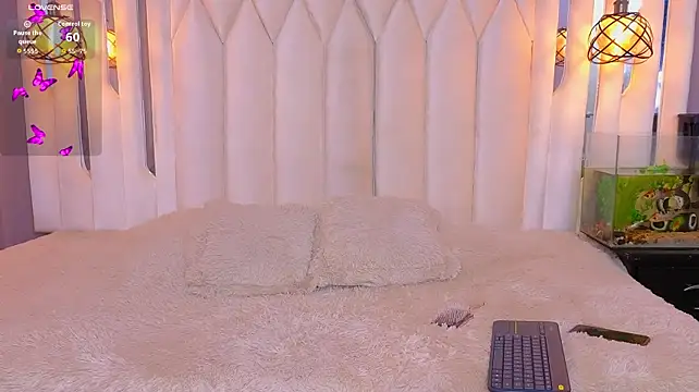 Megan_Do_Santos live cam on StripChat