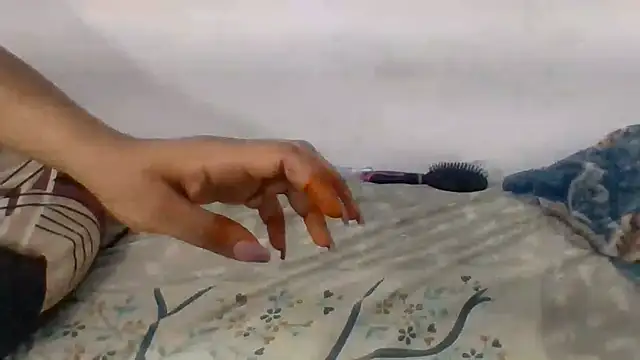 Ritu_Raj0 live cam on StripChat