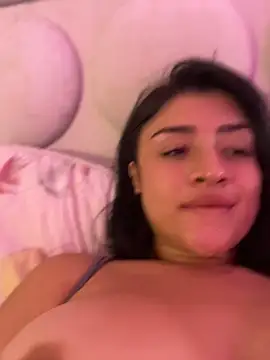 lucianaroy live webcam