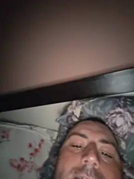 StrictBobby webcam