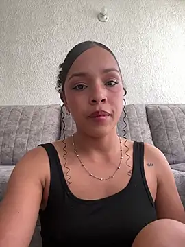 Yasmin777_ live cam on StripChat