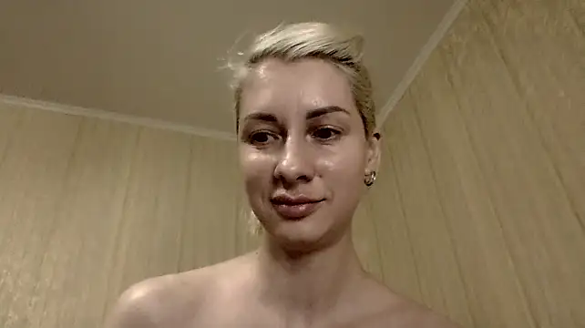 BlondieOnline_