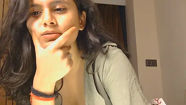 Naira_fit