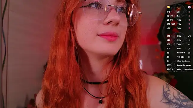 WICKEDEMBER live sex cam