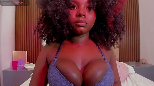 Sotf_Charlotte live cam on StripChat