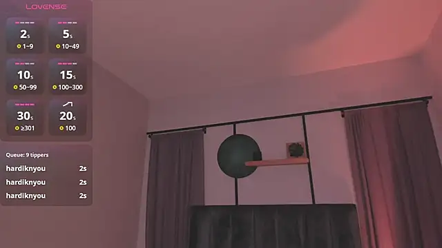 megann_blaze webcam