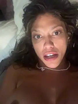 sweetpussypleaaured webcam