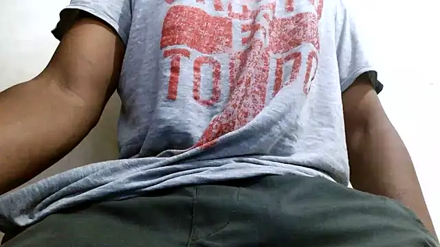 royblackbigpvt live cam on StripChat